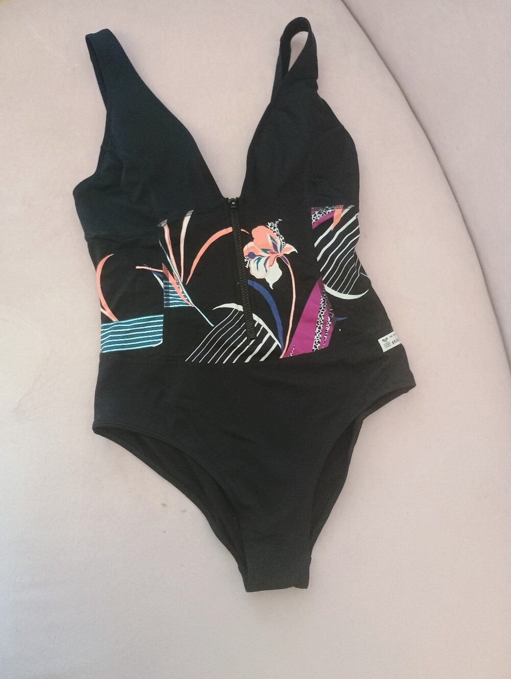 Roxy Black Floral-Accent One-Piece Swimsuit NWOT Pop Surf